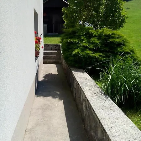 Vrata Pri Cepovanu Сasa de vacaciones Cepovan