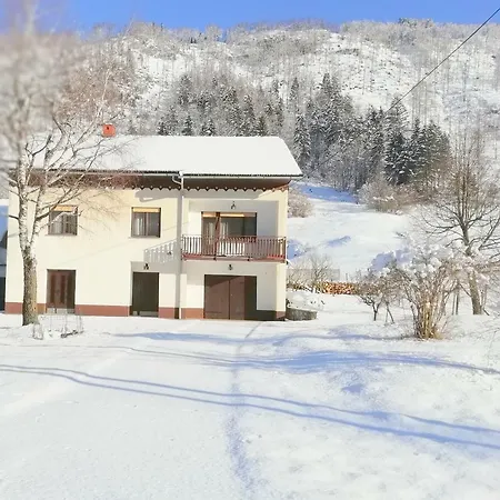 Vrata Pri Cepovanu Сasa de vacaciones